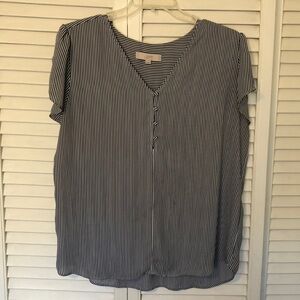 Pinstriped v-neck short sleeved blouse
